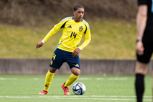 Elliot Mahama Appring of Sweden