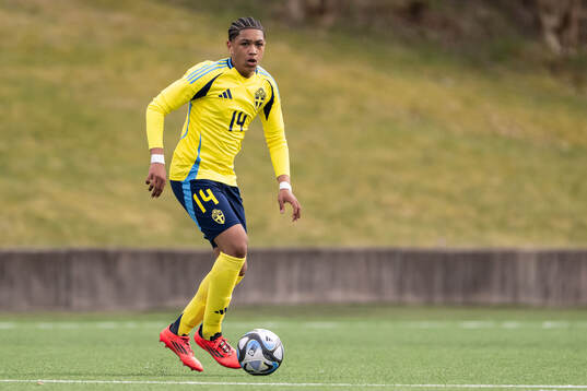 Elliot Mahama Appring of Sweden