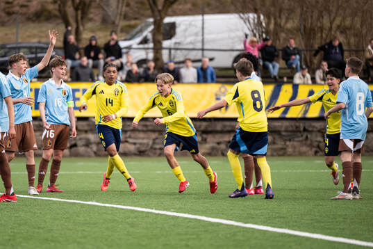 Isak Järdler of Sweden celebrates 1-1