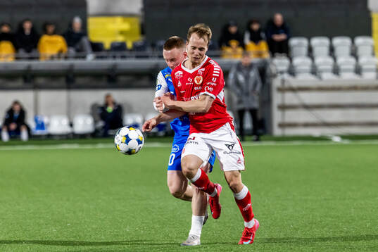 Oddevolds Adam Engelbrektsson och Kalmars Saku Ylätupa