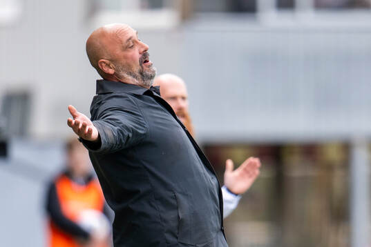 Utsiktens tränare Bosko Orovic agerar