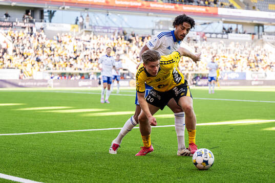 Elfsborgs Gottfrid Rapp och IFK Norrköpings Jesper Ceesay