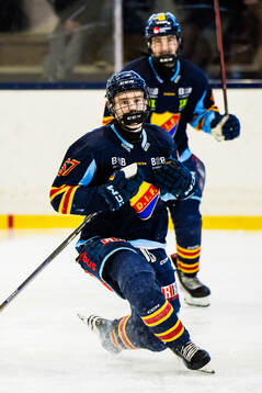 Djurgårdens Marcus Nordmark jublar med lagkamrater