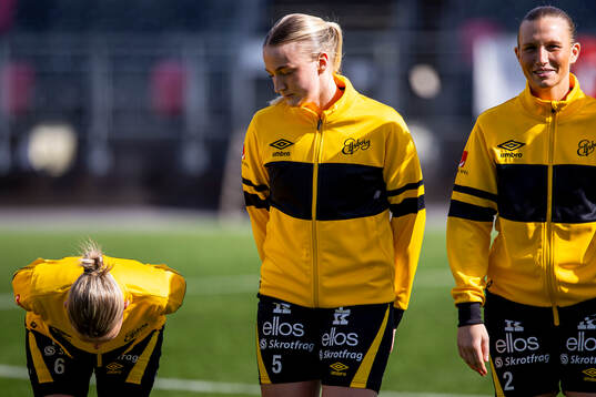 Elfsborgs Frida Elofsson innan fotbollsmatchen i Elitettan