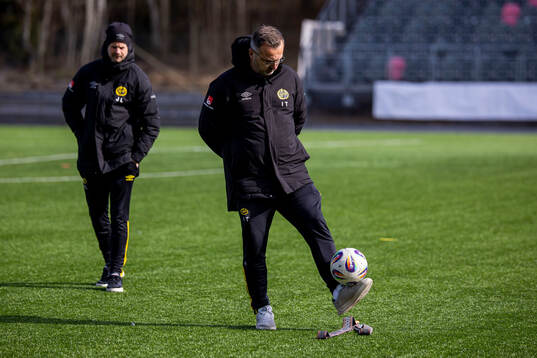 Elfsborgs tränare Ismet Tursic innan fotbollsmatchen i