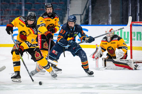Luleås Melvin Wande och Djurgårdens Marcus Nordmark