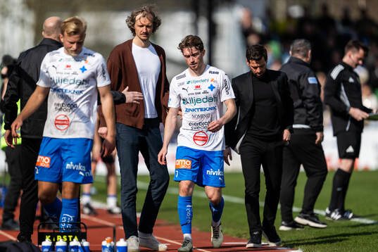 Värnamos tränare Robin Asterhed, Carl Johansson och