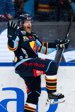 Djurgårdens Linus Klasen jublar