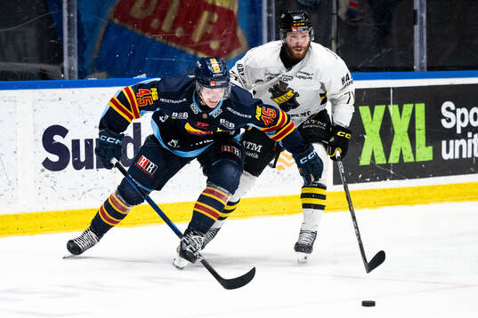 Djurgårdens Hugo Blixt och AIKs Lukas Zetterberg