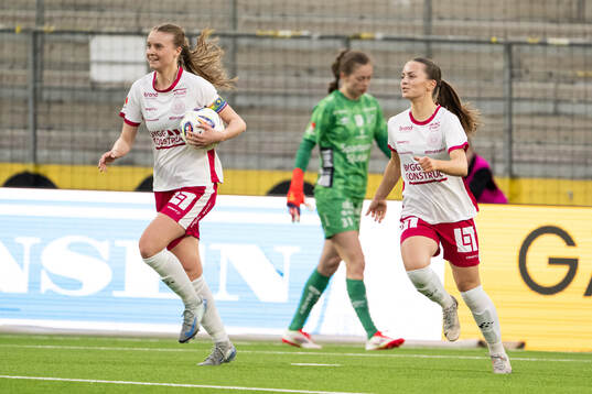 IK Uppsalas Stina Leffler jublar efter 2-2
