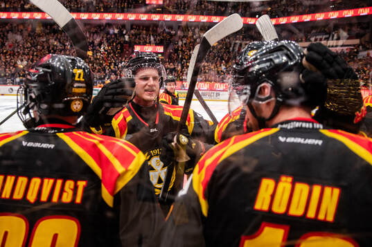 Brynäs Victor Söderström jublar