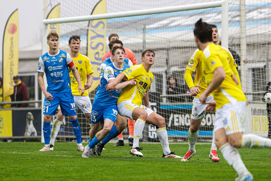 Oddevolds Adam Stroud och Falkenbergs Noel Hansson