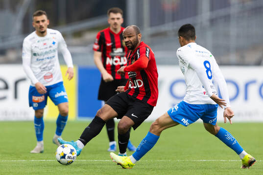 rommapojkarnas Daleho Irandust och Värnamos Luke Le Roux