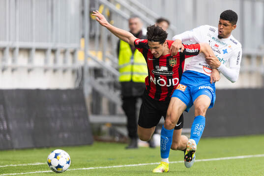 Brommapojkarnas Kevin Ackermann och Värnamos Luke Le Roux