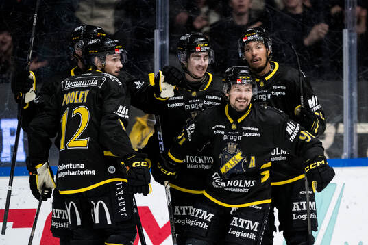 AIKs Gerry Fitzgerald, Scott Pooley, Daniel Ljungman och