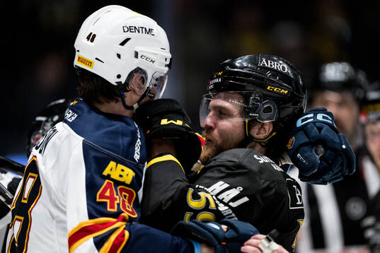 Djurgårdens Dick Axelsson och AIKs Jordan Bellerive