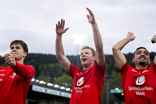 Aune Heggebø of Brann celebrates