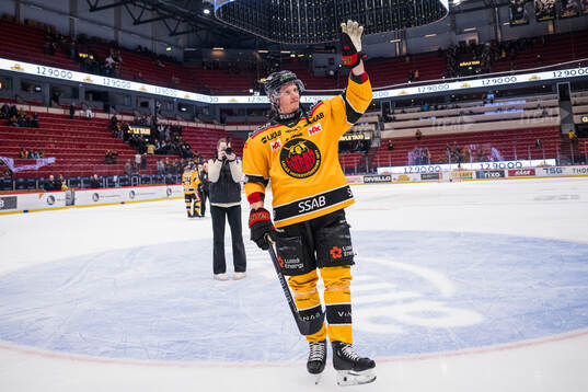 Luleås Marcus Hardegård jublar