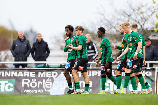 Varbergs Laorent Shabani jublar efter 4-0