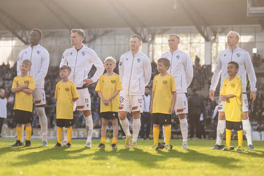 Halmstads Yannick Agnero, Villiam Granath, Gisli