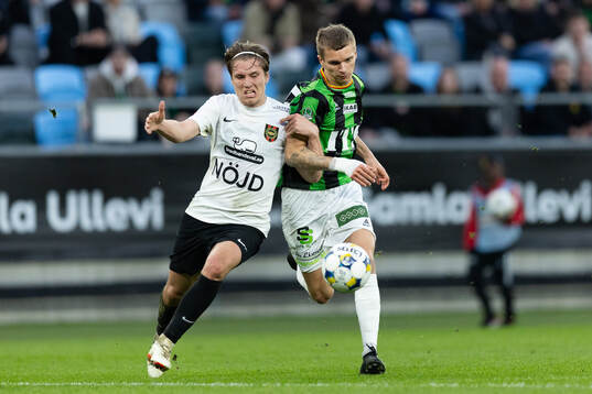 Brommapojkarnas Oliver Zandén och GAIS Lucas Hedlund
