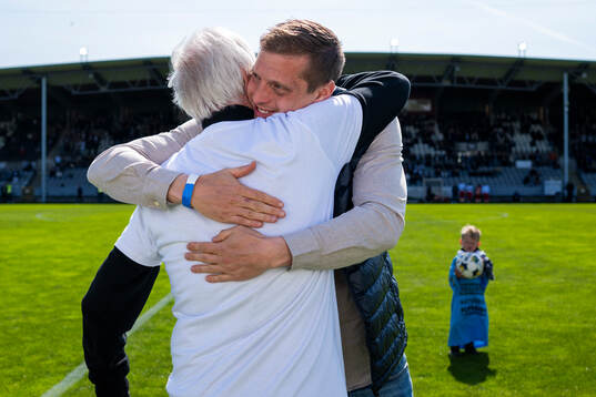 Landskronas tidigare lagkapten Philip Andersson hyllas