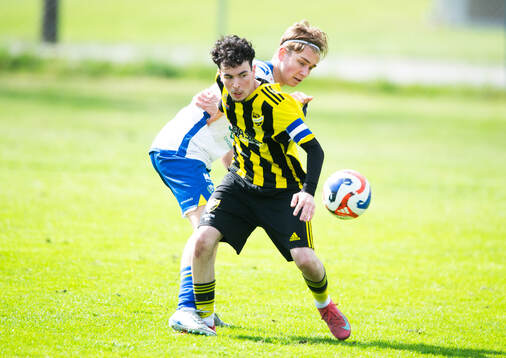 Bla gjennom flere bilder av Fotboll, U19, division 1, IFK Hässleholm - Onsala BK
