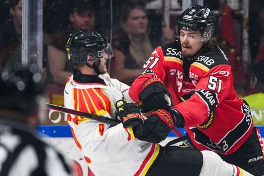 Brynäs Victor Söderström och Luleås Markus Nurmi