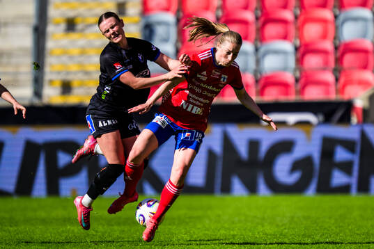 Växjö DFFs Maja Bodin och Vittsjös Linda Charlotta