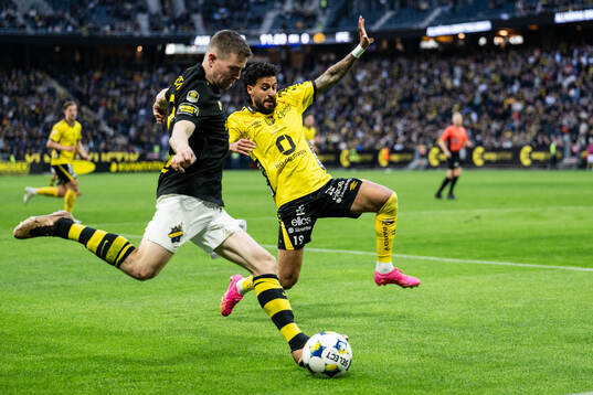 AIKs Mads Døhr Thychosen och Elfsborgs Rami Kaib