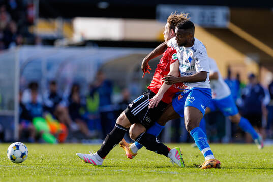 IFK Norrköpings Alexander Fransson och Värnamos Johnbosco