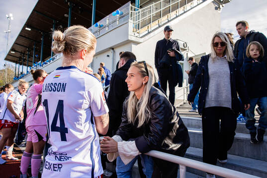 Rosengårds Emilia Larsson och Hammarbys Ellen Wangerheim