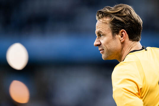 Fotbollsdomaren Kristoffer Karlsson