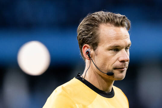 Fotbollsdomaren Kristoffer Karlsson