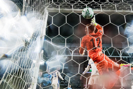 Isak Alemayehu Mulugeta of Djurgården scores 1-4 behind goalkeeper Filip Jørgensen of Chelsea