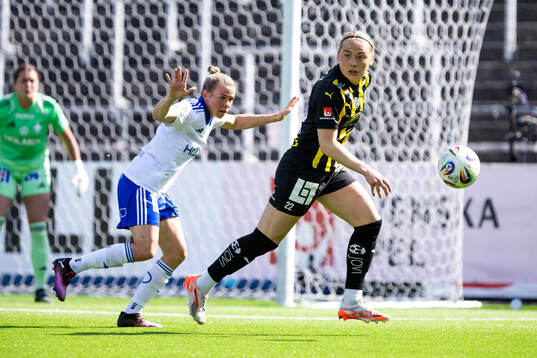 IFK Norrköpings Jessica Wik och Häckens Paulina Nyström