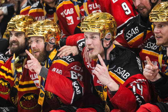 Luleås Jonas Berglund jublar