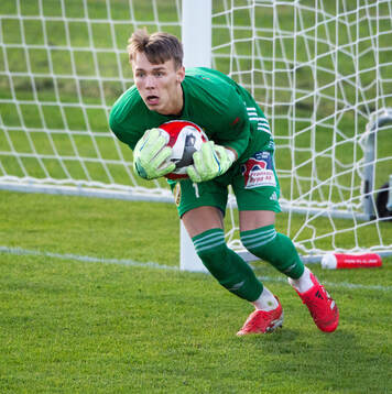 IFK Hässleholms målvakt Felix Persson i matchen i division 2 mellan IFK Hässleholm och Kristianstads FC i Hässleholm 2 maj 2025.