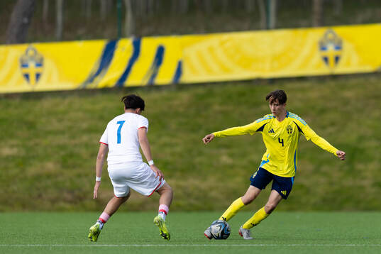 Martin Kulas of Czech Republic and Truls Flodin Furuseth of Sweden