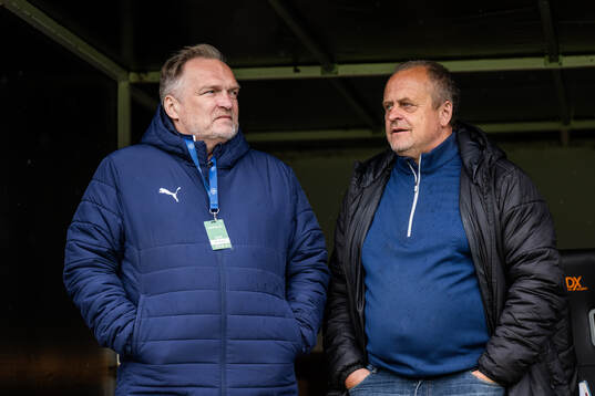 Värnamos sportchef Jörgen Petersson och assisterande tränare Jonas Thern