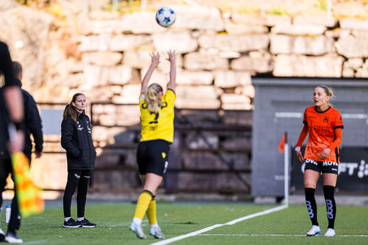 Isabella Hayes Sundby, head coach of Start,