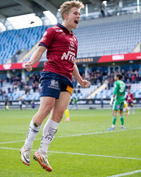 Örgrytes Isak Dahlqvist jublar