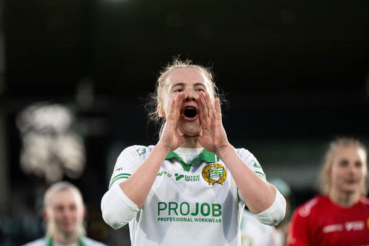 Hammarbys Julie Blakstad jublar