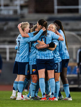 Djurgårdens Tove Almqvist jublar efter 1-1