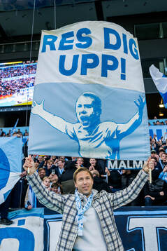 Malmö FFs tidigare spelare Anton Tinnerholm hyllas