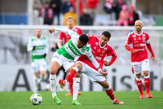 Västerås Elijah Dixon-Bonner och Kalmars Anthony Olusanya
