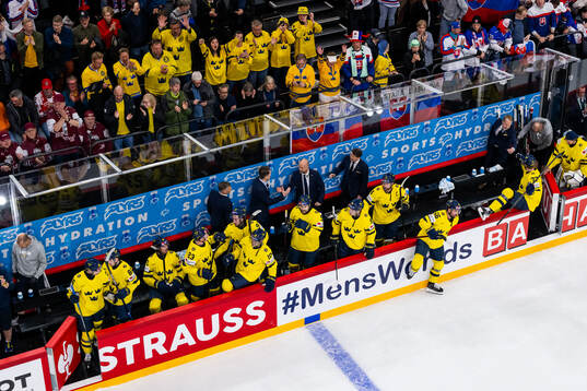 Assistant coach Nicklas Rahm, Head coach Sam Hallam,