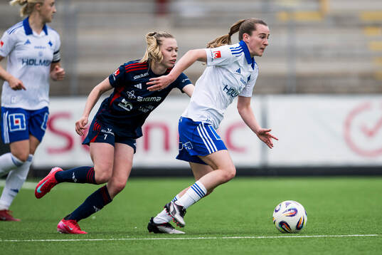 Rosengårds Bea Sprung och IFK Norrköpings Carrie Jones