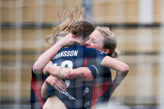 Bla gjennom flere bilder av Fotboll, Damallsvenskan, Rosengård - IFK Norrköping