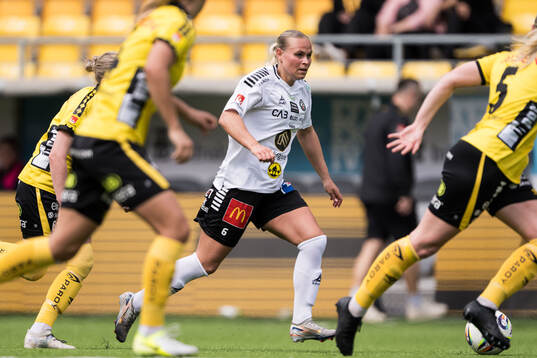 Örebro SKs Molly Wiklander